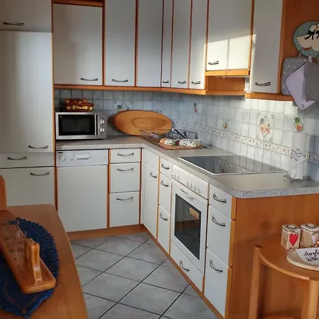 度假居 Almchalet Orter In Treffen Am Ossiacher 圣乌尔班