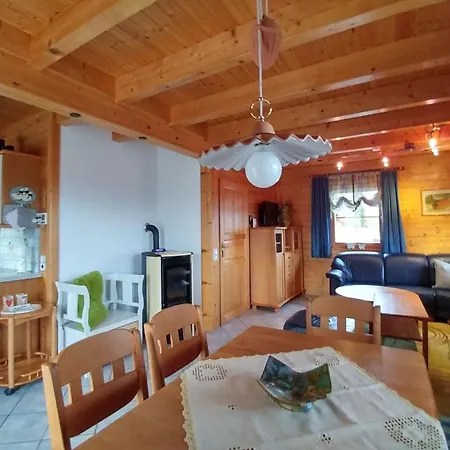 Almchalet Orter In Treffen Am Ossiacher 度假居